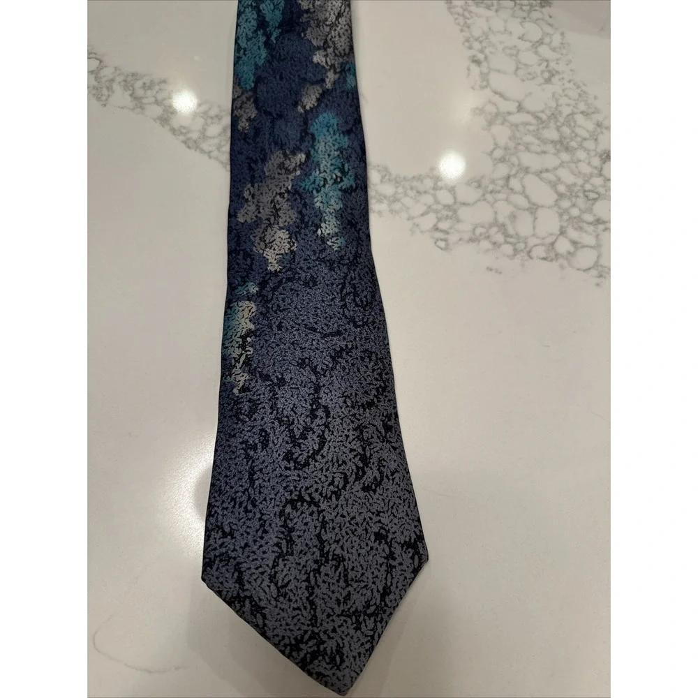 Christian St John Snow Man Navy Tie Design, Italian‎ Silk, Handmade, USA